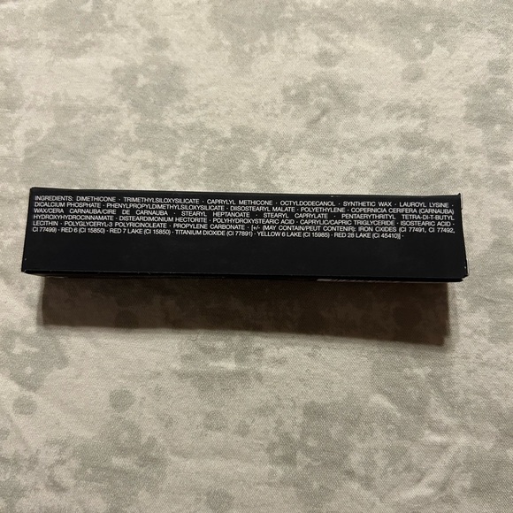 NARS Powermatte High Intensity Lip Pencil in Kiss Me Deadly - Picture 6 of 7